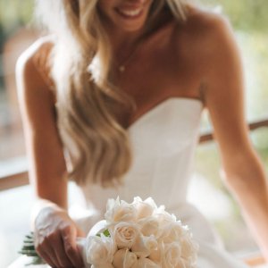 זר ורדים משונן