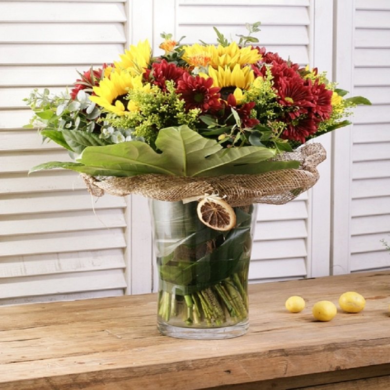 זר כפרי חמניות חרציות בורדו