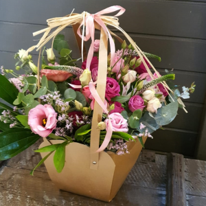 בוקה ורוד בתיק