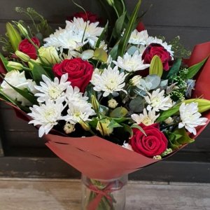 זר אדום לבן מעורב