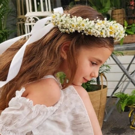 זר לראש צהוב לבן